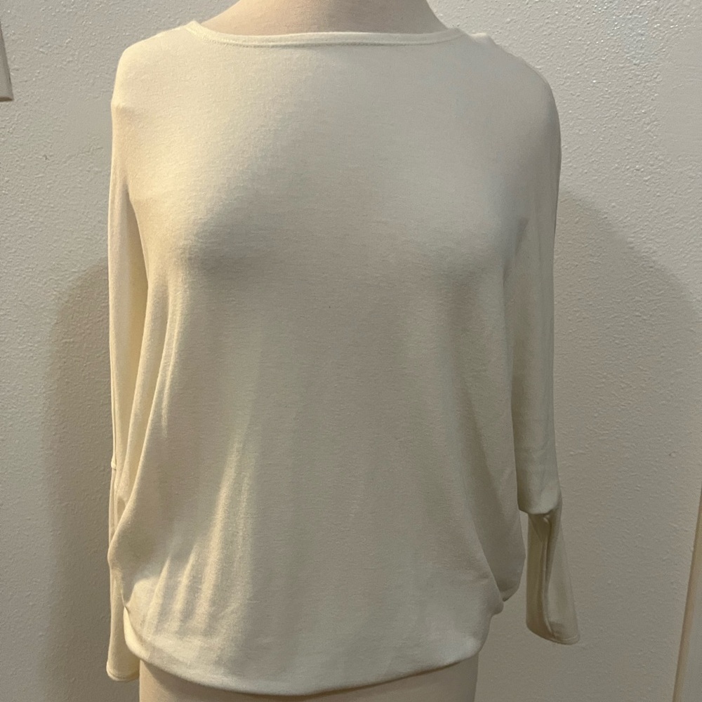 off white flowy top